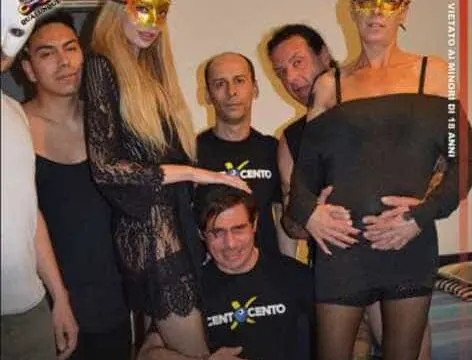 Veronica, la Milf e il Nano