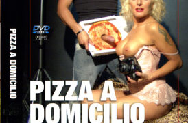 Pizza a domicilio Porno Streaming : Avete voglia di pizza? Ecco la pizza a domicilio con sorpresa: infatti all'interno della scatola troverete un cazzo in regalo....  ( Video Porno Gratis , porno streaming italiano , Scarica Porno Gratis , Film Porno Italiano Streaming , Anale , Doppia Penetrazione , Milf,  coppie, Film Porno Streaming , PornoHDStreaming , Porno Download , Video Porno Gratis , PornoStreaming , Porno Italiano Download ) .